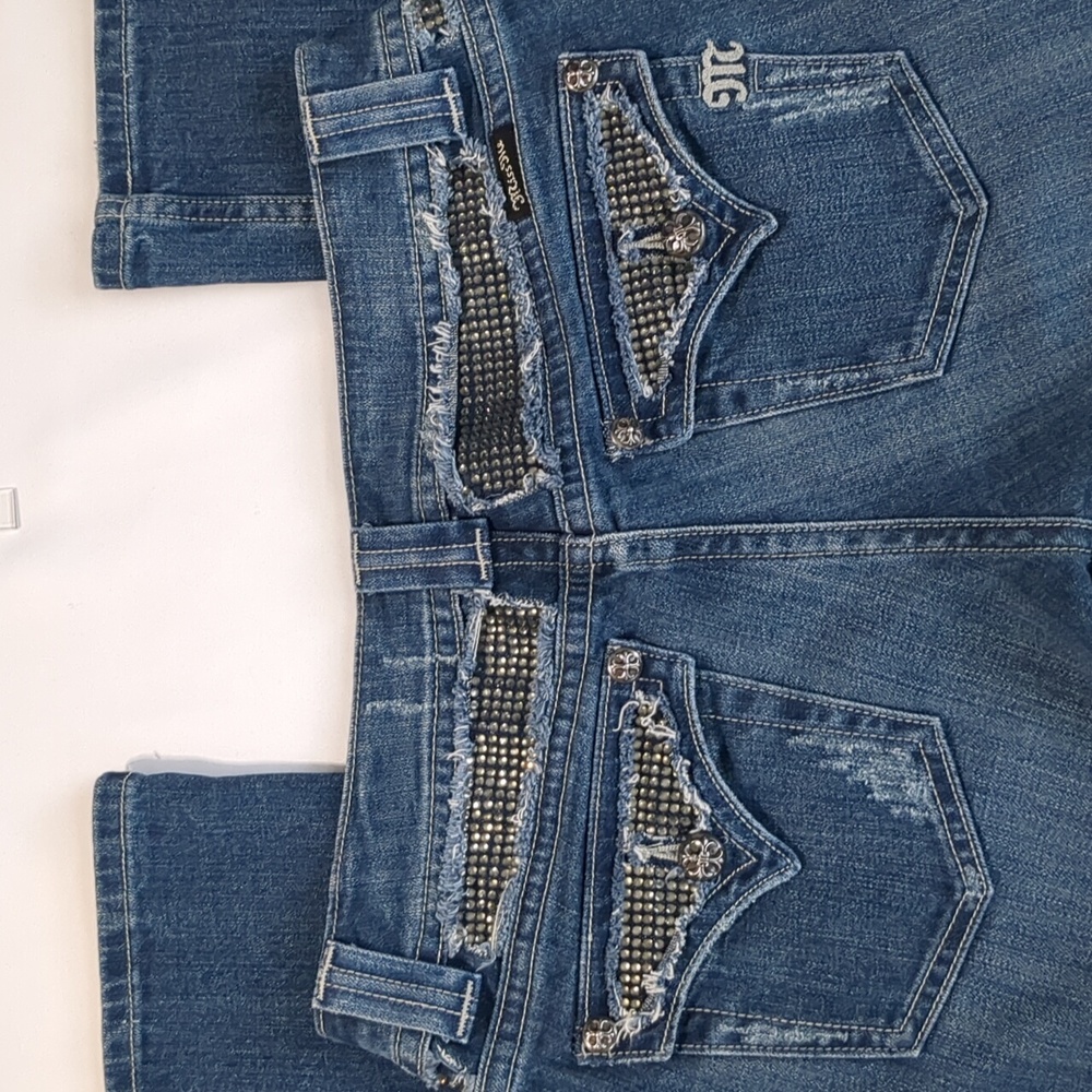 Miss Me Mid Rise Bootcut Medium Wash Stretch Rhinestone Embellished Jean Sz 31